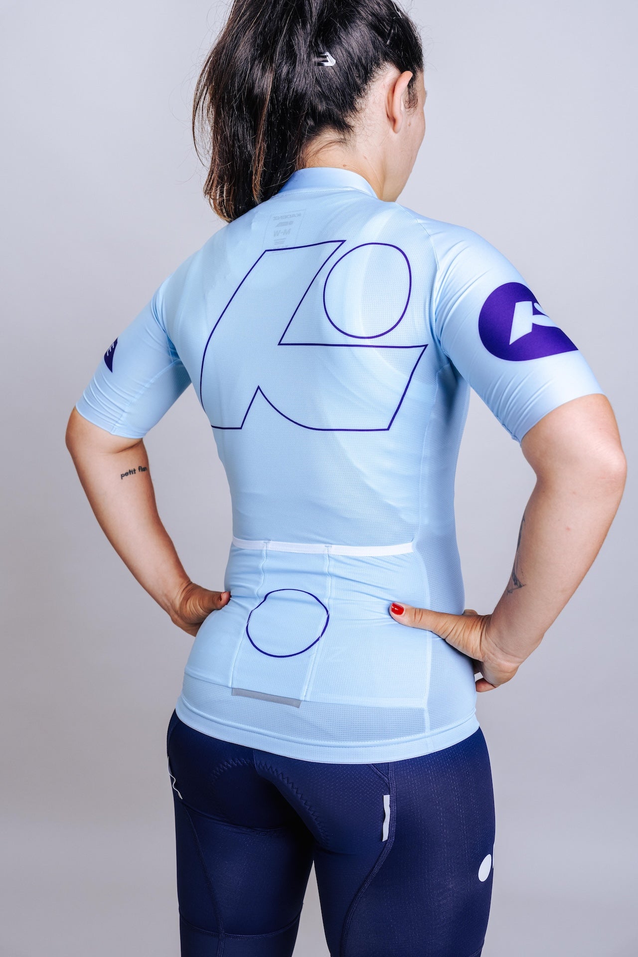 Maillot Cycliste Femme - Technicité et élégance